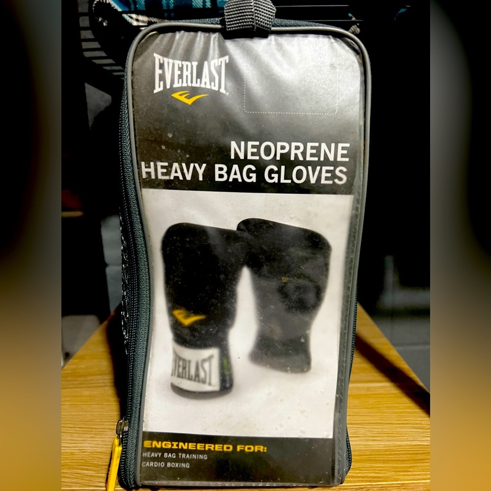 Everlast Neoprene Heavy Bag Gloves